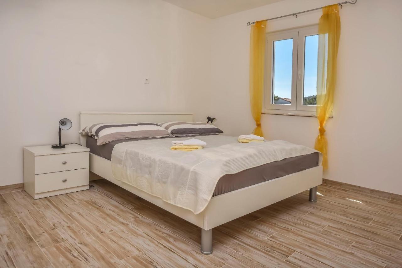 Apartments Jelena Рогозниця Екстер'єр фото